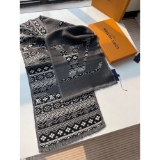 Louis Vuitton Scarf